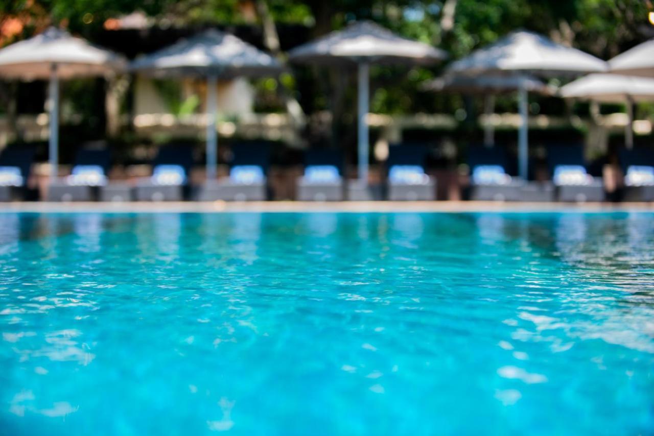 The Capital Zimbali Hotell Ballito Exteriör bild The pool at the hotel