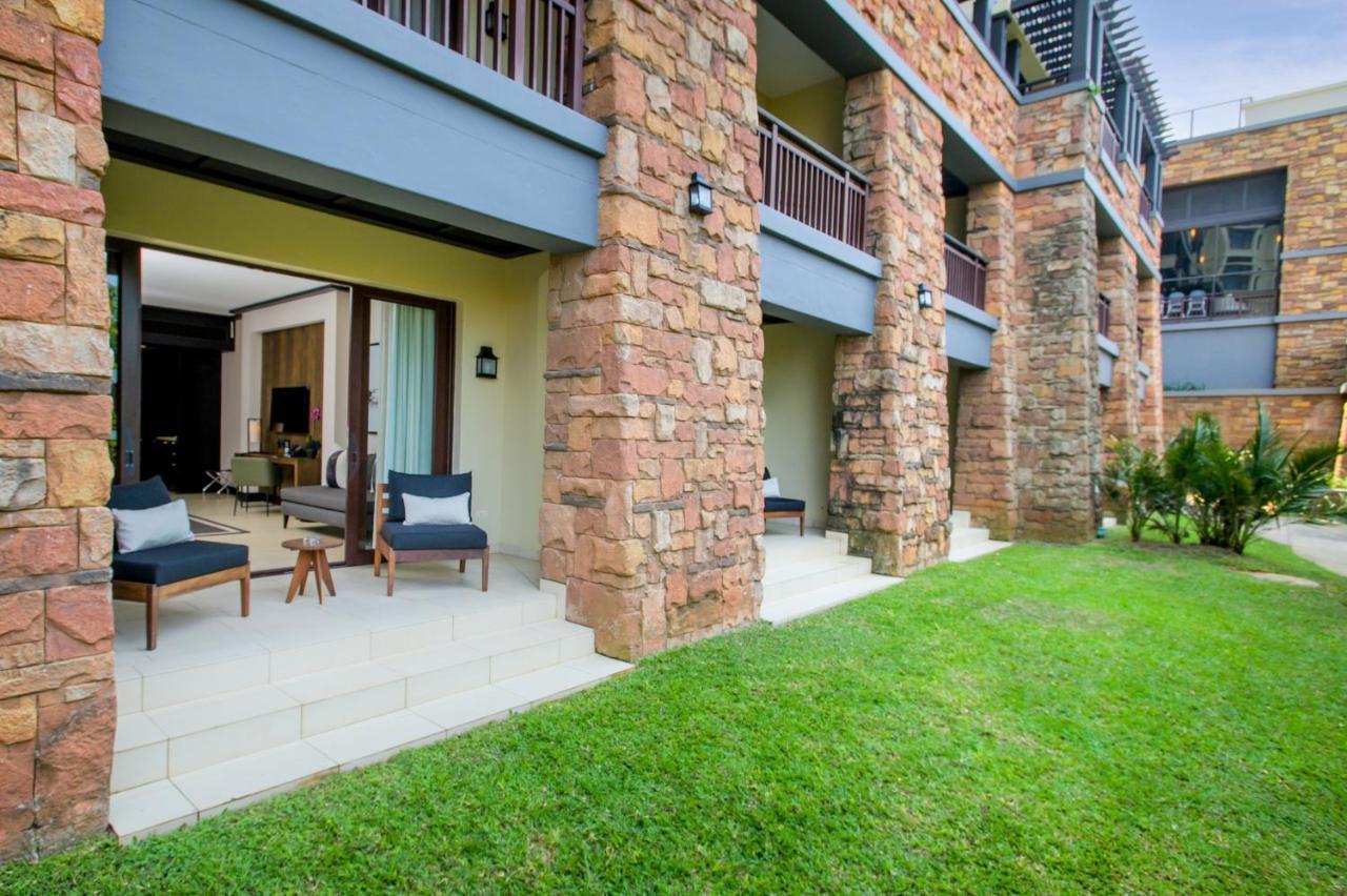 The Capital Zimbali Hotell Ballito Exteriör bild The Standard